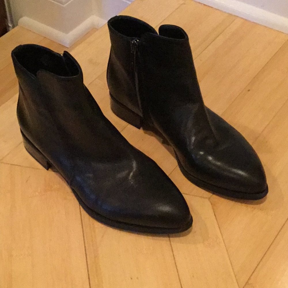 Nine West Ankle Boot